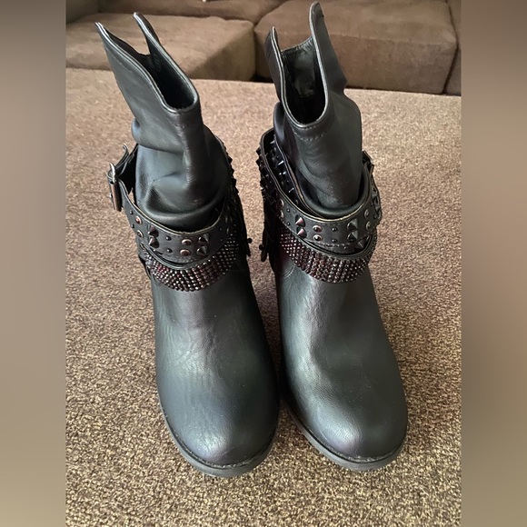 Black rhinestone boots, size 9.5 - Picture 1 of 4